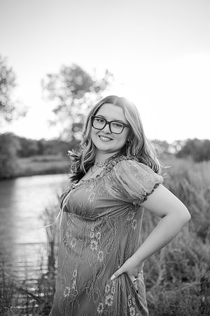 KaylaGSeniorSession-102