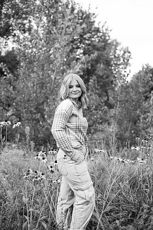AWSeniorSesh-44