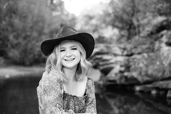AWSeniorSesh-74