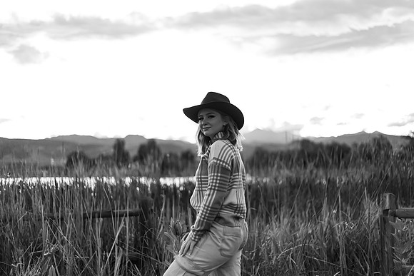 AWSeniorSesh-16