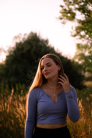 Rylea Haro  (19)